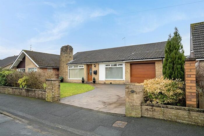 2 Bedroom Detached Bungalow For Sale In Elm Tree Avenue, Upper Poppleton, York, YO26