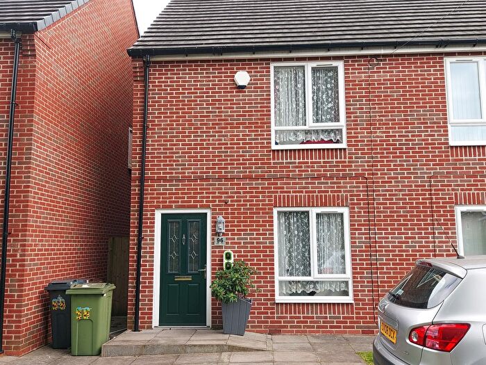 2 Bedroom Property To Rent In Valley Road, Bloxwich, Walsall, WS3