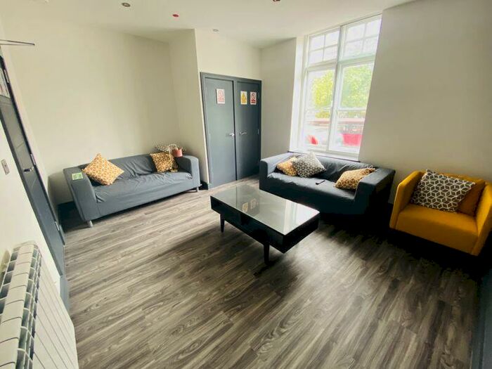 Studio To Rent In Broad Quay, City Centre, BS1