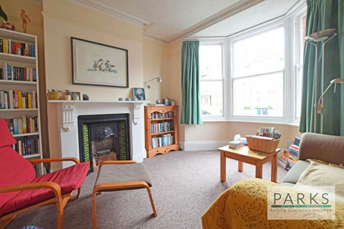 1 Bedroom Apartment To Rent In Poynter Road, Hove, East Sussex, BN3