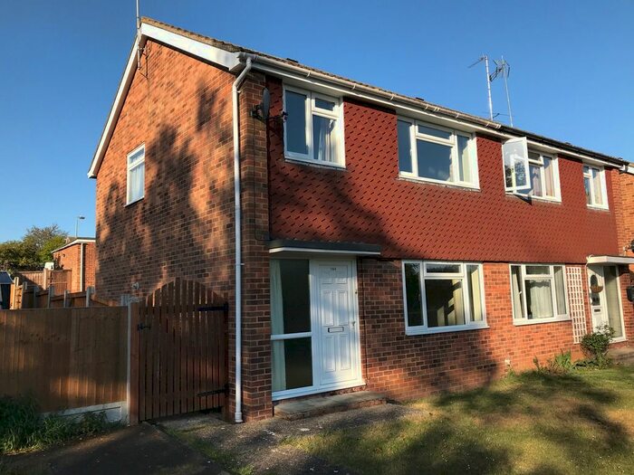 3 Bedroom Semi-Detached House To Rent In Nether Court, Halstead, CO9