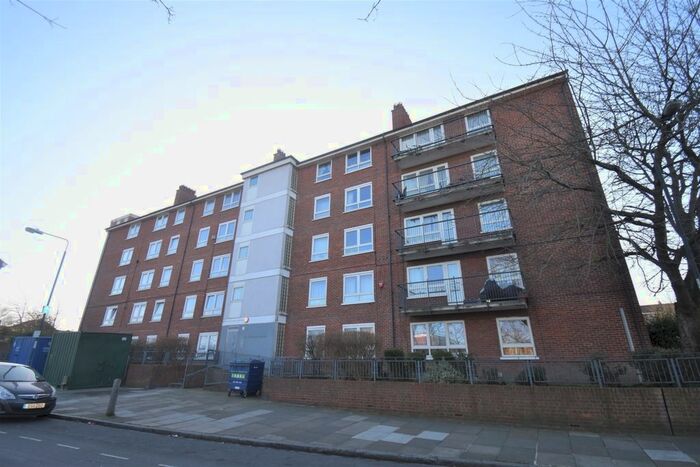 1 Bedroom Flat To Rent In Glyndon Road, London SE18