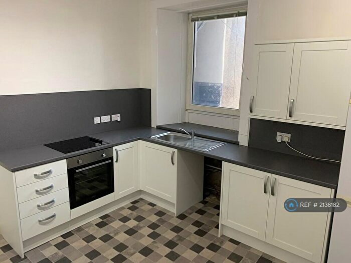 1 Bedroom Flat To Rent In Main Street, Campbeltown, PA28