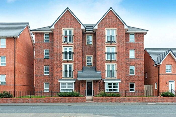 2 Bedroom Flat For Sale In Sunnyway, Newcastle Upon Tyne, Tyne And Wear, NE5