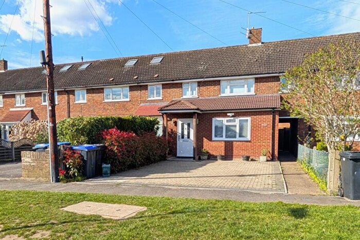 4 Bedroom Terraced House To Rent In Old Woking, Surrey, GU22