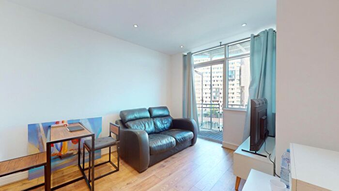 2 Bedroom Flat To Rent In Gerry Raffles Square, London, E15