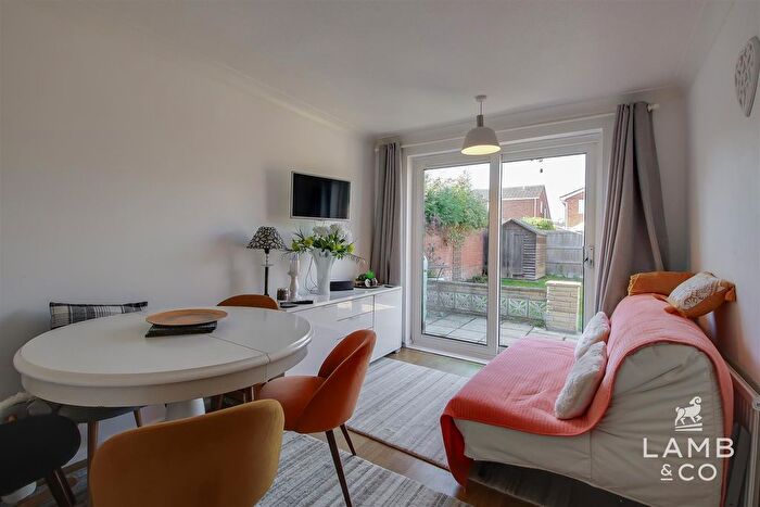 2 Bedroom Semi-Detached Bungalow For Sale In London Road, Clacton-On-Sea, CO15
