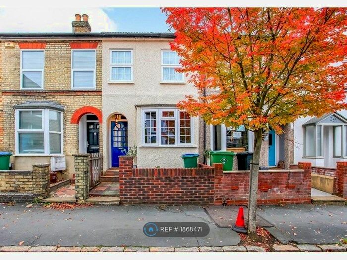 2 Bedroom Terraced House To Rent In Sutton Road, Watford, WD17