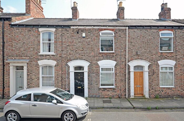 2 Bedroom Terraced House To Rent In Fairfax Street, Bishophill, York, YO1