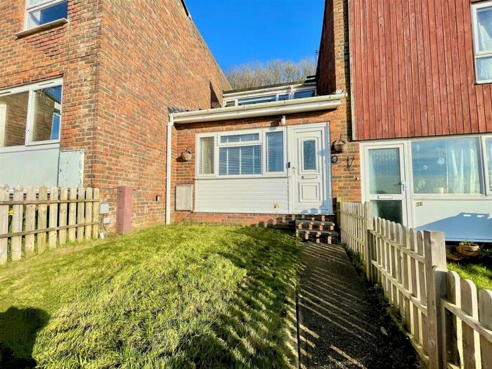 2 Bedroom Terraced House For Sale In St. Leonards Close, Newhaven, BN9