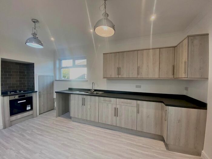 2 Bedroom Bungalow To Rent In Old Farm Way, Farlington, Portsmouth PO6