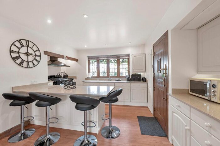 4 Bedroom Detached House For Sale In Weston Turville, HP22