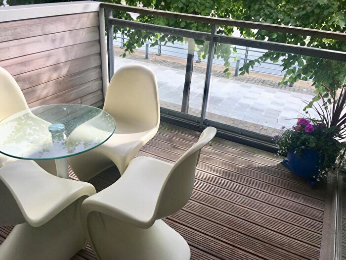 1 Bedroom Flat To Rent In Meadowside Quay Walk, Glasgow, Glasgow City, G11