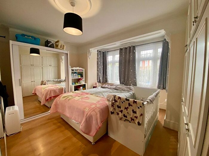 2 Bedroom Flat To Rent In Whytecliffe Road North, Purley, CR8