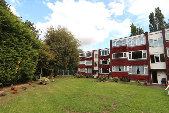 2 Bedroom Flat To Rent In Haunchwood Road, Nuneaton, CV10