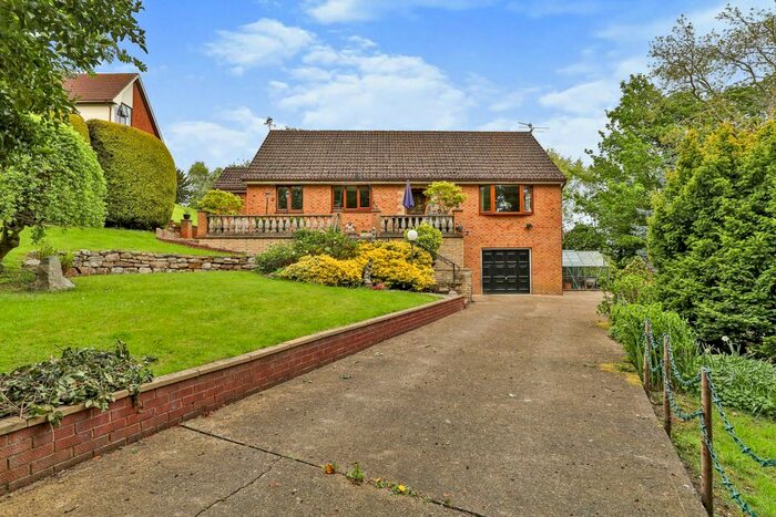 3 Bedroom Bungalow For Sale In Brook Park, Briggswath, Whitby, North Yorkshire, YO21