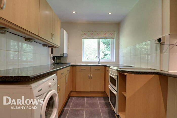 2 Bedroom Apartment To Rent In Lynmouth Crescent, Cardiff, CF3