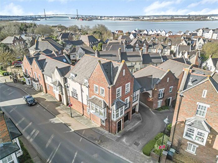 4 Bedroom End Terrace House For Sale In Ingress Park Avenue, Greenhithe, Kent, DA9