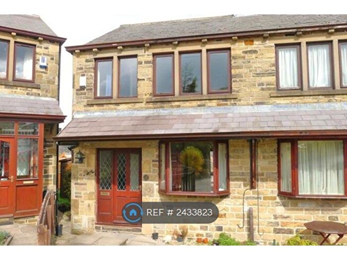 3 Bedroom Semi-Detached House To Rent In Fountain Court, Halifax, HX2