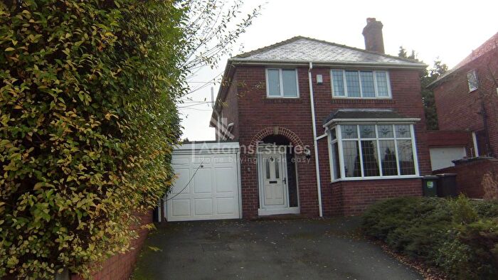 3 Bedroom Detached House To Rent In Frank Lane, Dewsbury, WF12