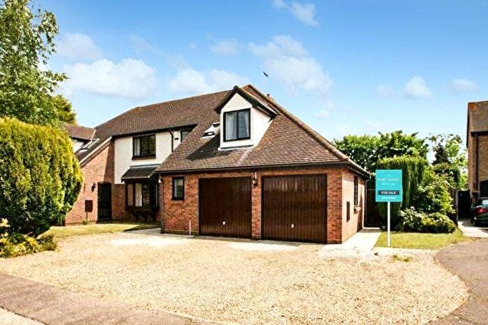 4 Bedroom Semi Detached House For Sale In Fitzwarren, Bishopsteignton Location, Shoeburyness, Essex, SS3