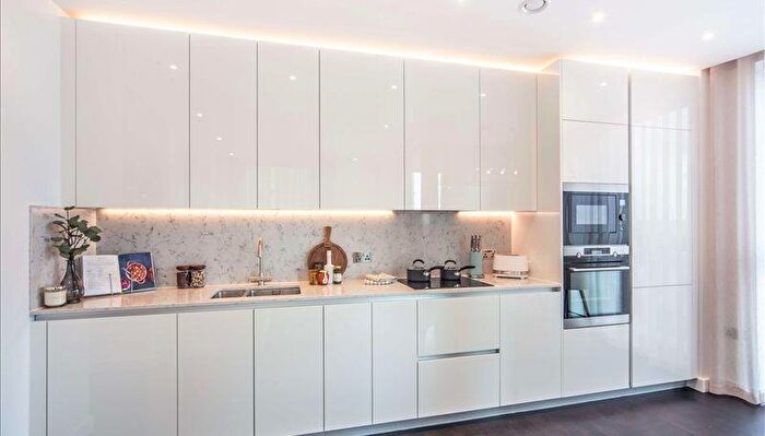 2 Bedroom Apartment To Rent In Charles Clowes Walk, Nine Elms, London, SW11