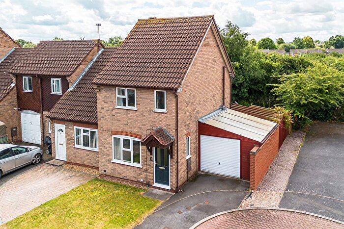 2 Bedroom End Of Terrace House To Rent In Mayflower Close, West Bridgford, NG2