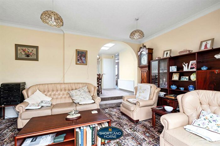 2 Bedroom Detached Bungalow For Sale In Shilton Lane, Potters Green, Coventry, CV2