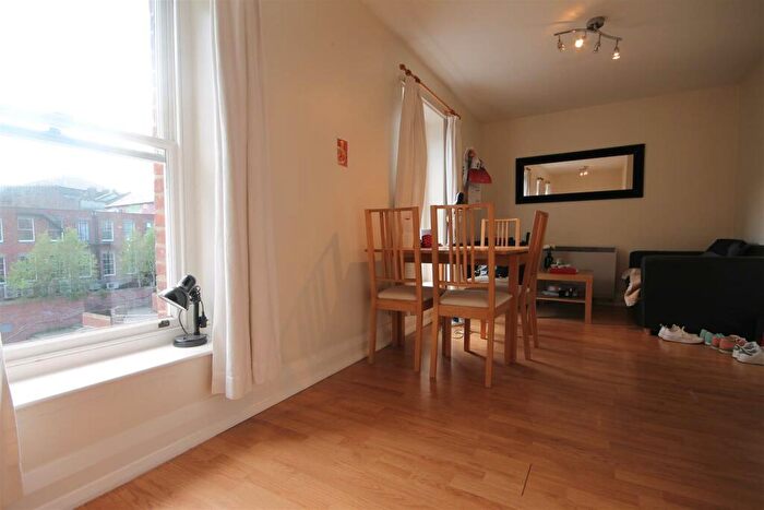2 Bedroom Flat To Rent In Tanners Court, City Centre, NE1