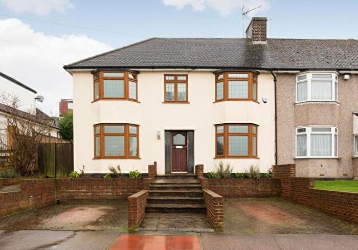 5 Bedroom Semi-Detached House To Rent In St. Georges Road Sidcup, DA14