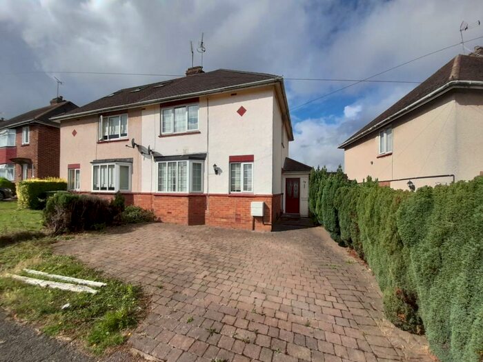 3 Bedroom Semi-Detached House To Rent In Chestnut Crescent, Bletchley, MK2