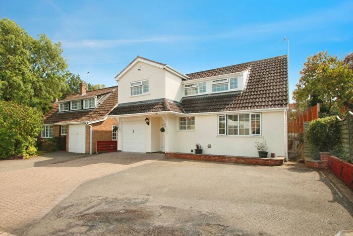 3 Bedroom Detached House For Sale In Kirby Road, Glenfield, Leicester, Leicestershire, LE3