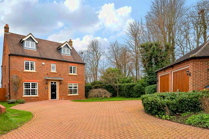 4 Bedroom Detached House For Sale In Lower Drive, Besford, Worcester, Worcestershire, WR8