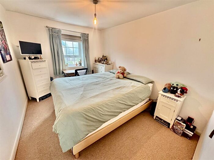 4 Bedroom Detached House For Sale In Main Road, Higher Kinnerton, CH4