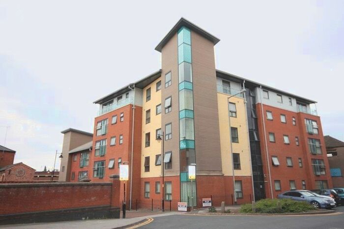 2 Bedroom Flat To Rent In Little Station Street, Walsall, WS2