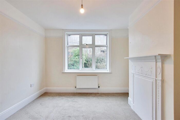 3 Bedroom Terraced House For Sale In Seal Road, Sevenoaks, Kent, TN14