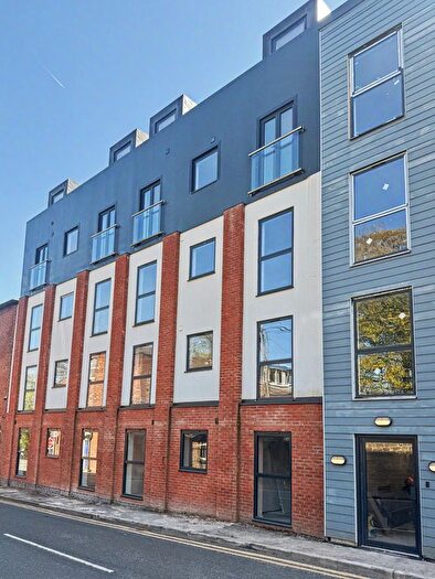 2 Bedroom Flat To Rent In Queens Road, Chorley, PR7