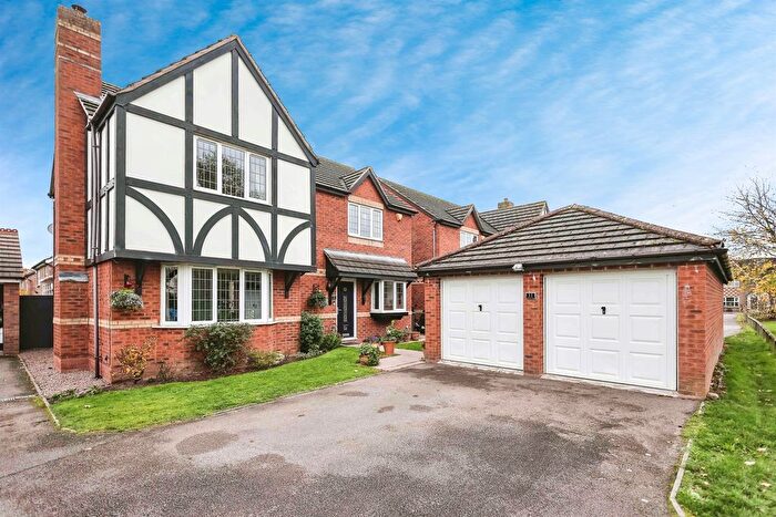 4 Bedroom Detached House For Sale In Radlow Crescent, Birmingham, B37