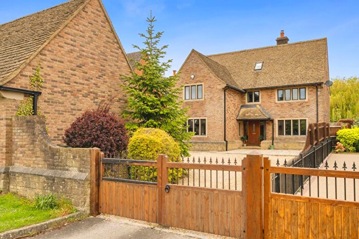 7 Bedroom Detached House For Sale In Beacon Lane, Stonehouse, GL10