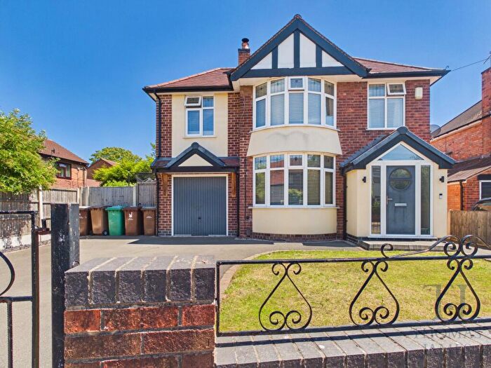 4 Bedroom Detached House For Sale In Main Road, Wilford, NG11