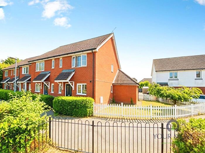 2 Bedroom End Of Terrace House For Sale In Barnfields Court, Sittingbourne, Kent, ME10