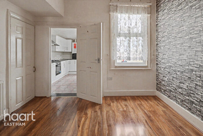 2 Bedroom Terraced House For Sale In Welbeck Road, London, E6