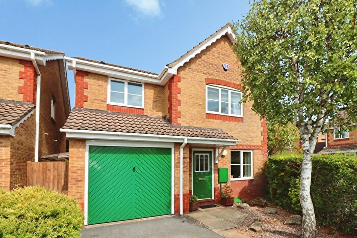 3 Bedroom Detached House For Sale In Quarry Way, Emersons Green, Bristol, BS16