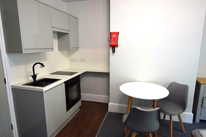 Studio To Rent In Watkins Terrace, Abington, Northampton, NN1