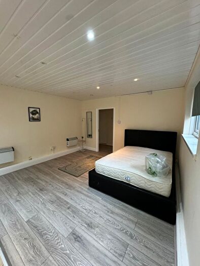 1 Bedroom Studio To Rent In Romford Road, London, E15