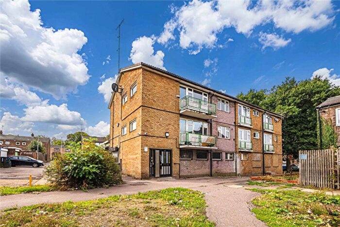 1 Bedroom Apartment For Sale In The Heights, Hemel Hempstead, Hertfordshire, HP2