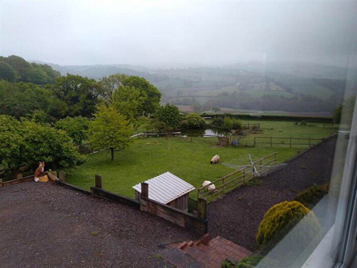 1 Bedroom Flat To Rent In Cadeleigh, Tiverton, EX16