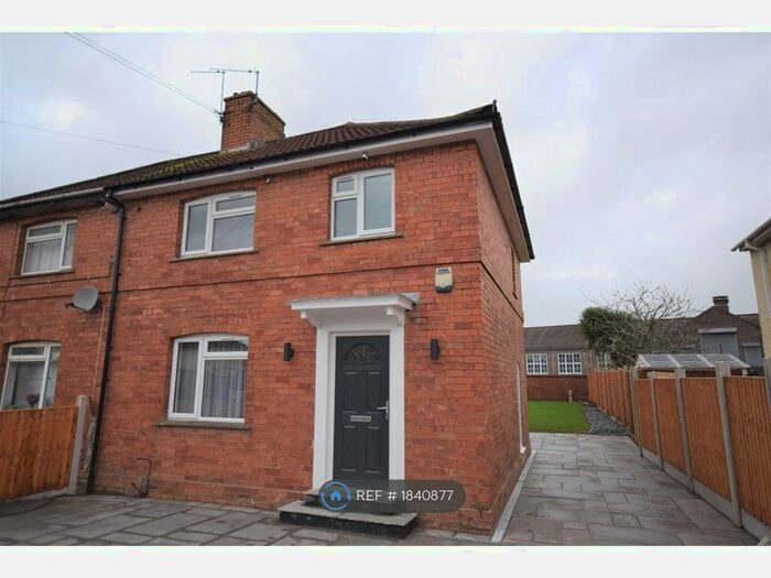 3 Bedroom Semi-Detached House To Rent In Stanton Road, Bristol, BS10