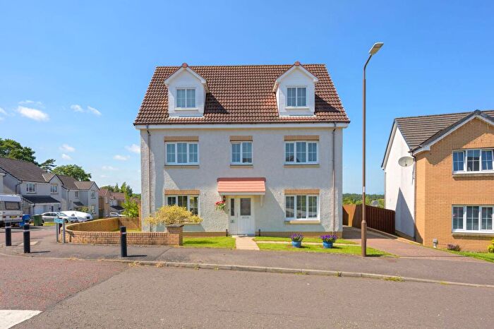 6 Bedroom Detached House For Sale In Blackley Place, Reddingmuirhead, Falkirk, FK2
