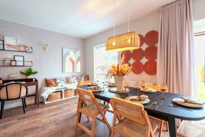 3 Bedroom Semi-Detached House To Rent In Wyvern Road, Glisk, Ellesmere Port, Cheshire, CH65